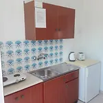 Апартаменты Kokkinos *
