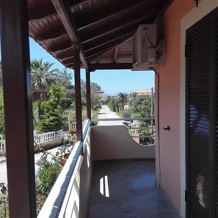 Apartment Kokkinos *