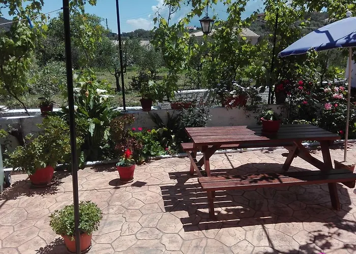 Kokkinos Ариллас