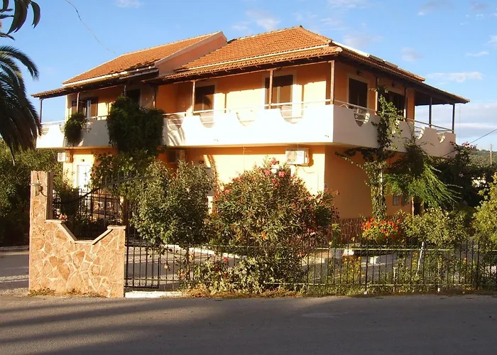 Kokkinos Ариллас